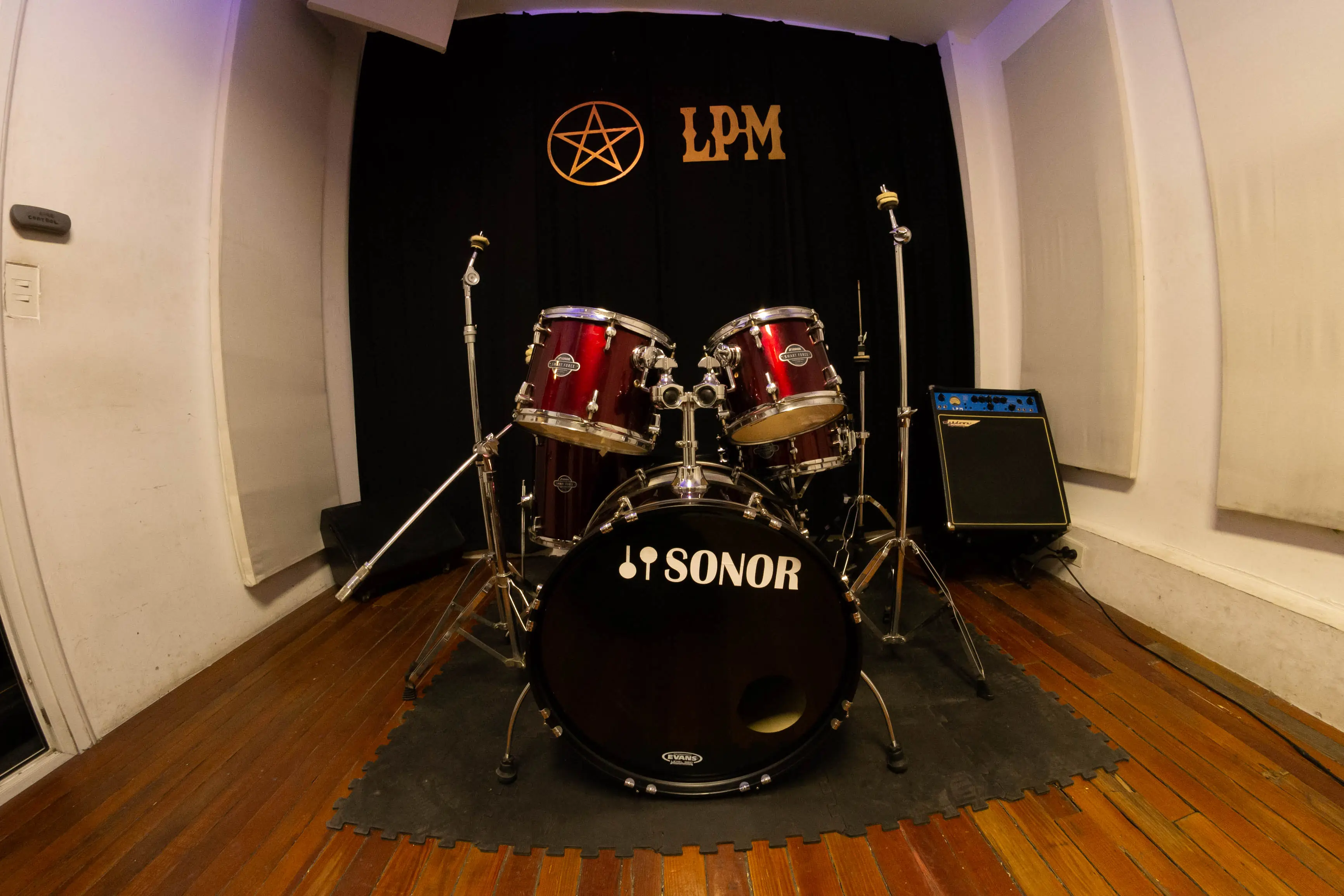 Sala de ensayo 2